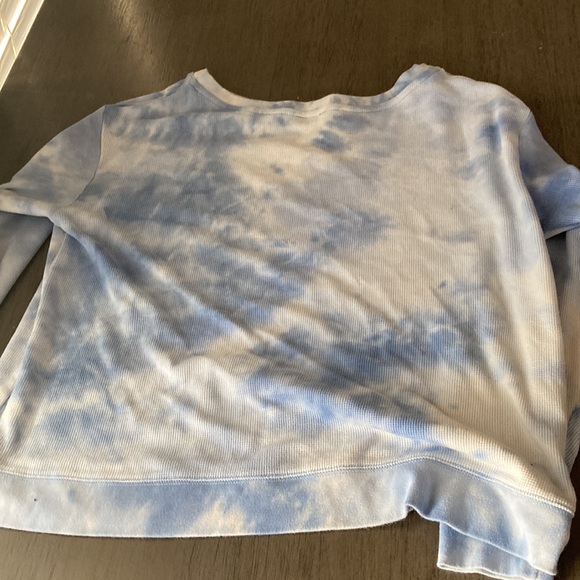 Blue/white sweater - Picture 2 of 2